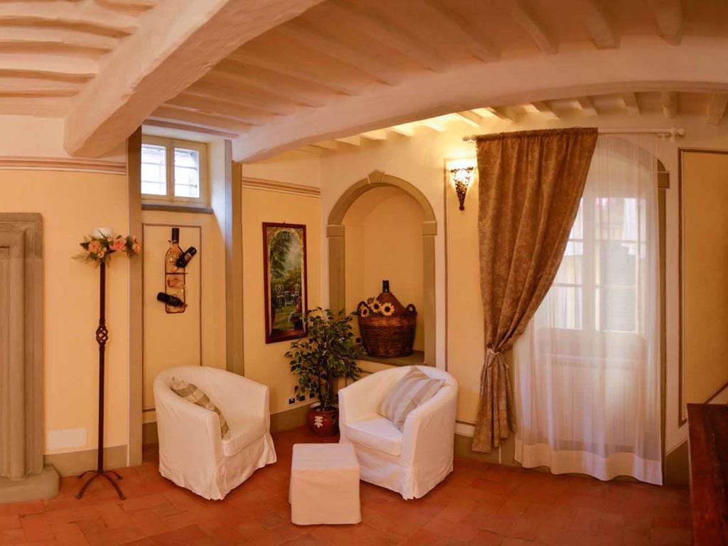 B&B Vicolo Della Scala Cortona Bagian luar foto