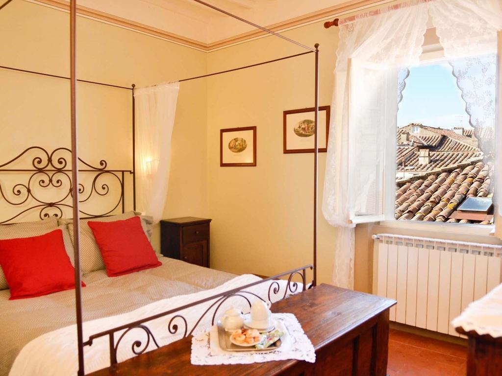 B&B Vicolo Della Scala Cortona Bagian luar foto